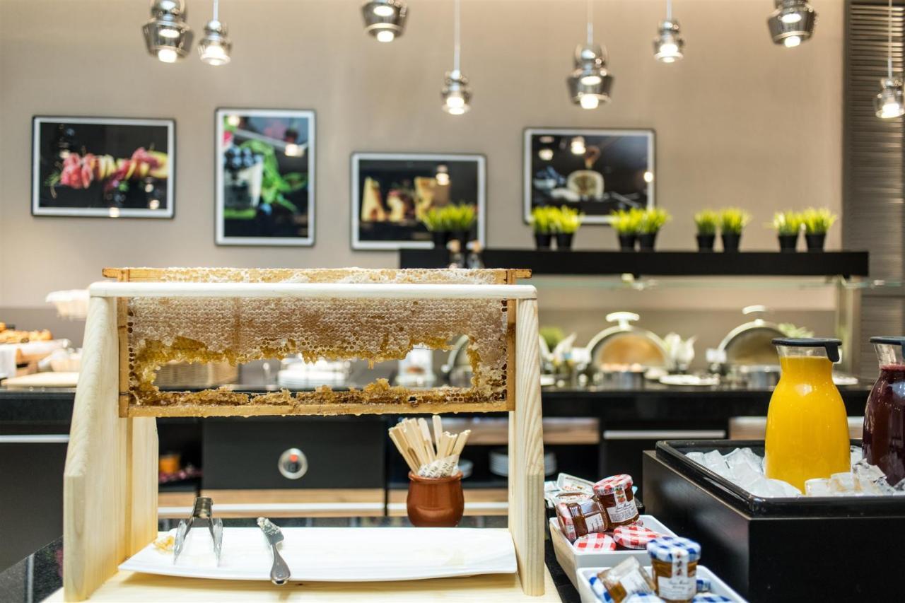 Sky Blue Hotel & Spa Paulesti  Экстерьер фото