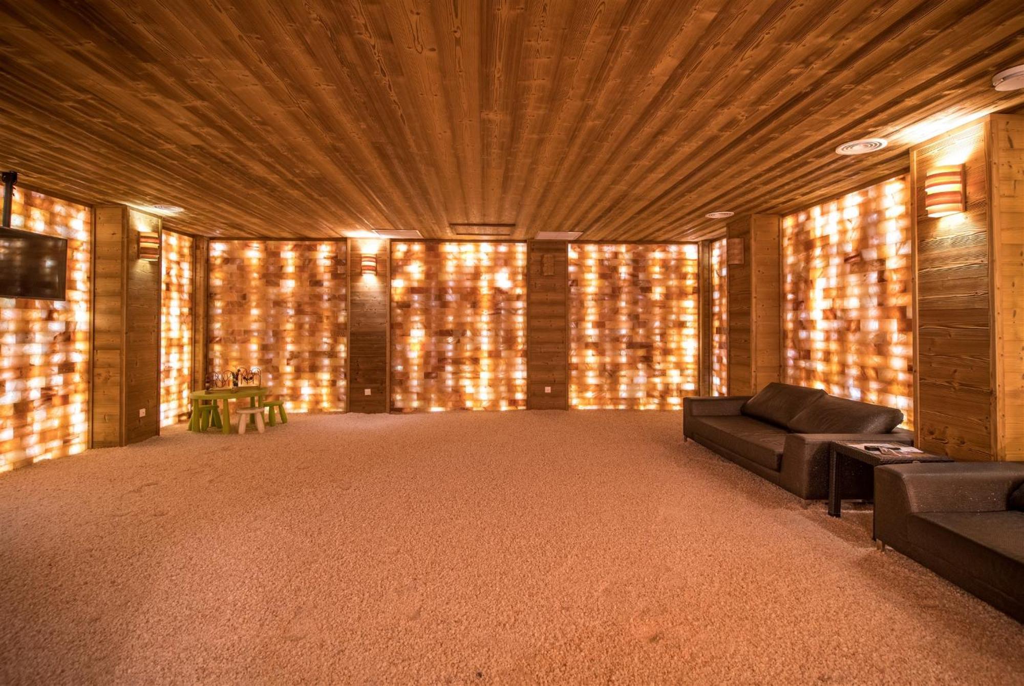 Sky Blue Hotel & Spa Paulesti  Экстерьер фото