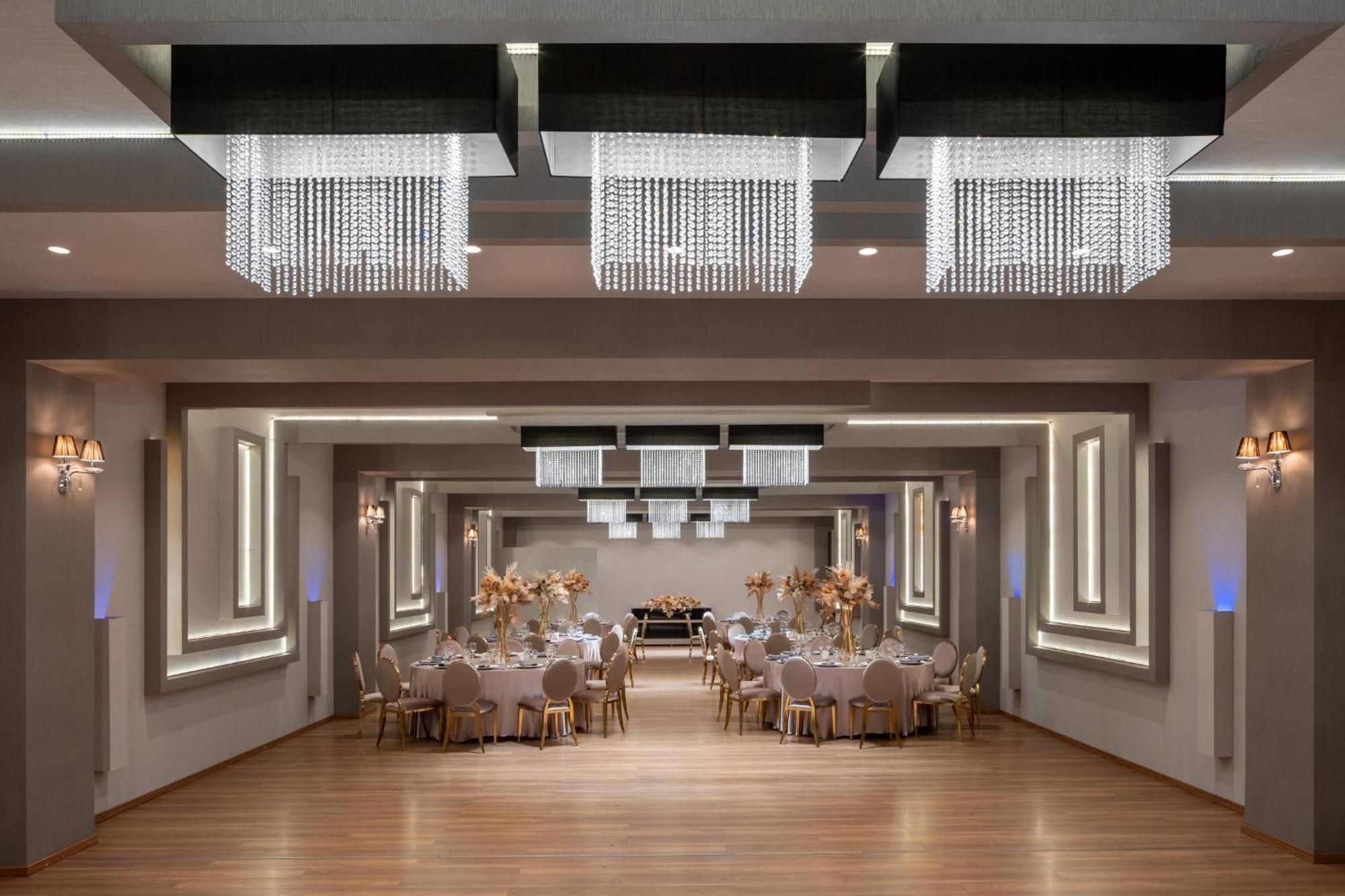 Sky Blue Hotel & Spa Paulesti  Экстерьер фото